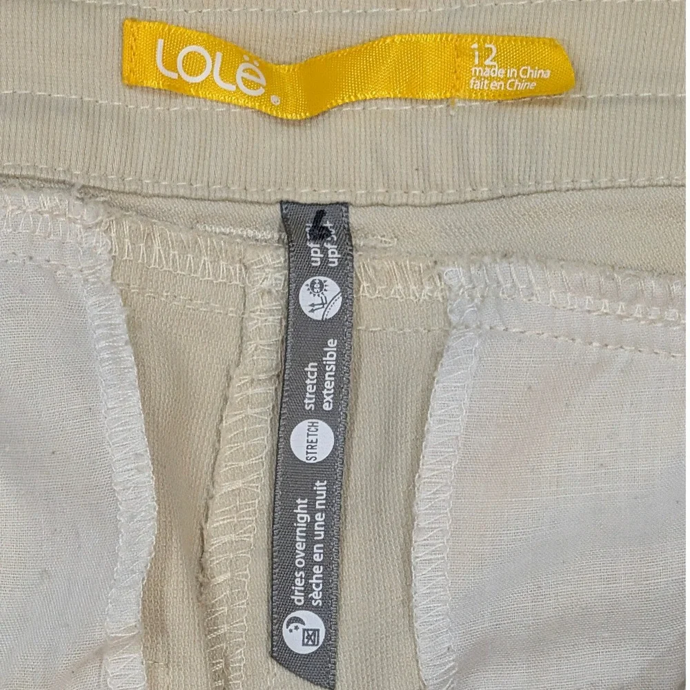 Lole Women Beige Khaki Stretch Bermuda Shorts UPF Quick Dry Size 12